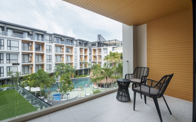 Pool View 1310 Wyndham Condo Apartments