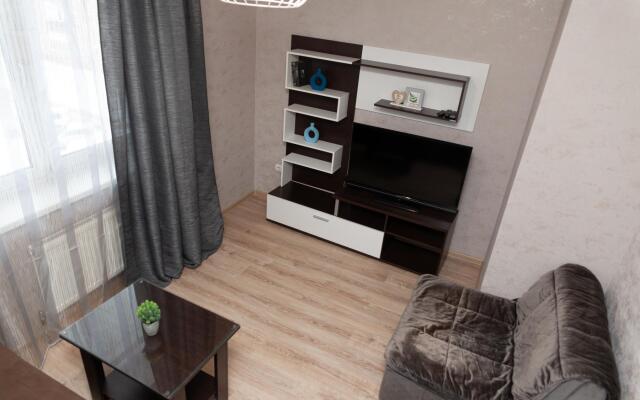 Dvukhkomnatnye (94) Serebrovskaya 91 Apartments