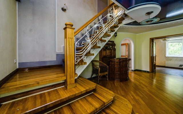 Shishkin Les Private House