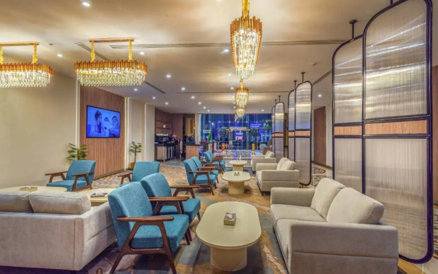 Отель Seven Gardens Hotel