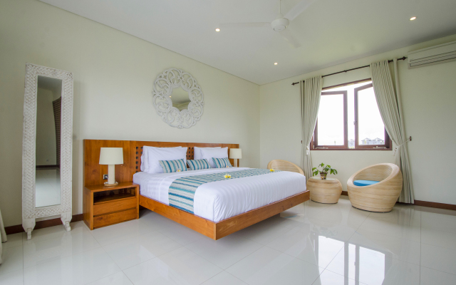 Trendy Villa with Private Pool