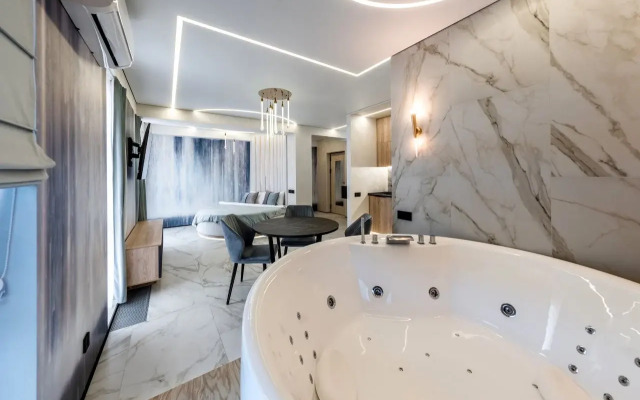 S Dzhakuzi V Tsentre Sochi Flat