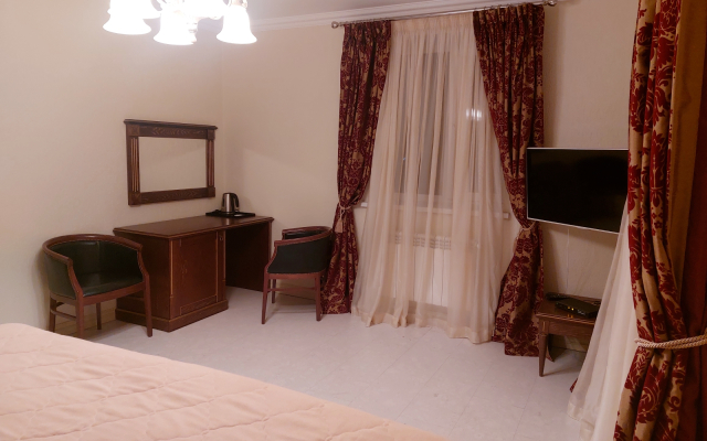 Arkhar Guest House