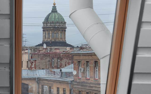 Roof Capsules Hotel