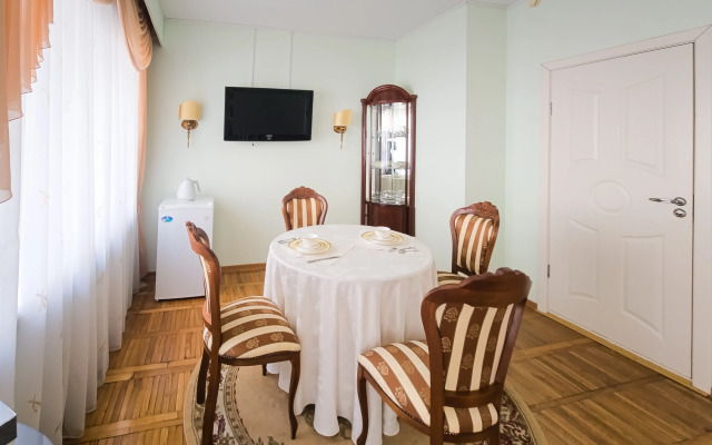 Hotel Rus
