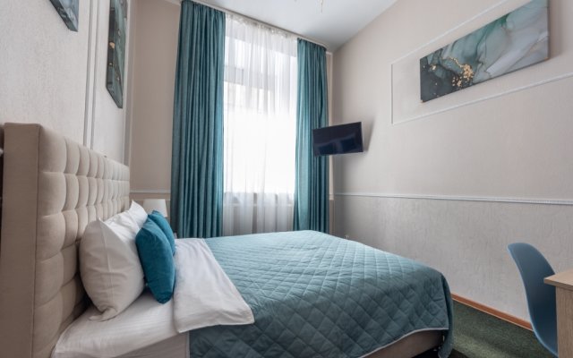 Отель Искра