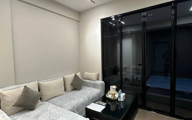 V Neboskryobe Tashkenta U-Tower 2 Apartments