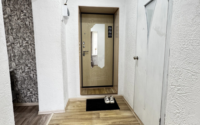 Квартира рядом с УВЗ Патона 8/4