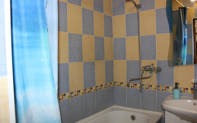 Na Ulitse Yuliusa Fuchika 82 Flat