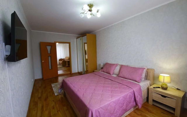 Апартаменты на проспекте Мира 182