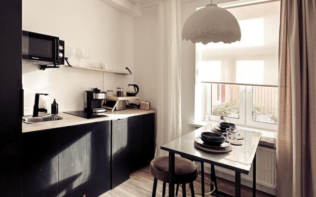 Квартира В. Первомайская