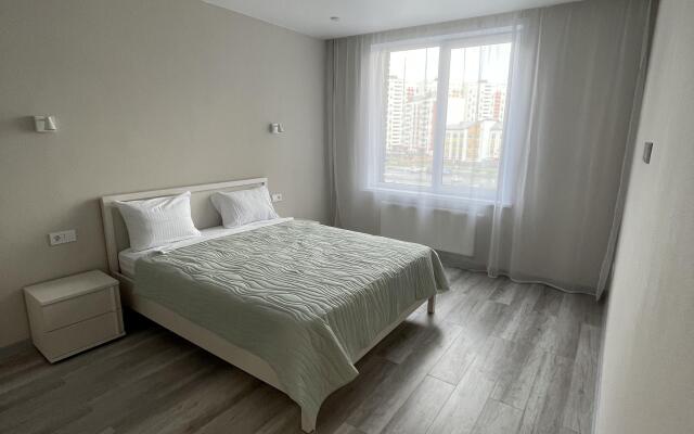 Komfortabelnaya V Tyumeni Posutochno Flat