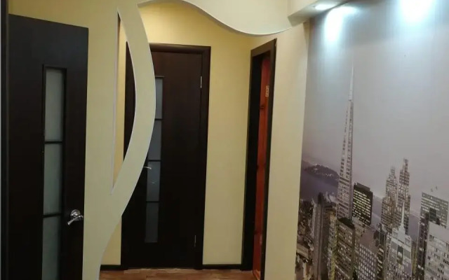 Ryzhiy Kot 1 Flat
