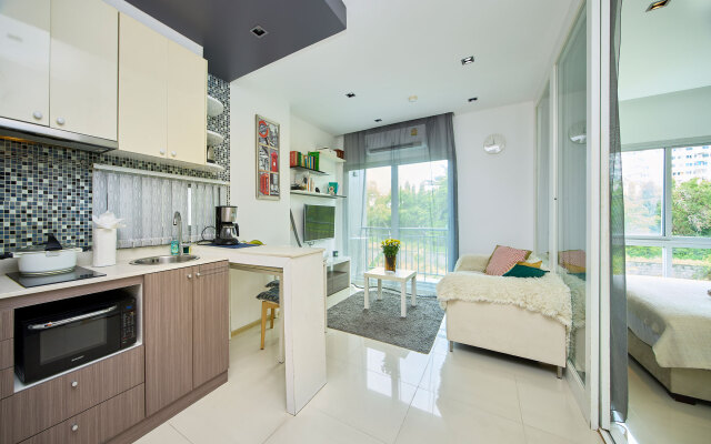 Gallery Condo 200 M From Jomtien Beach Apartments