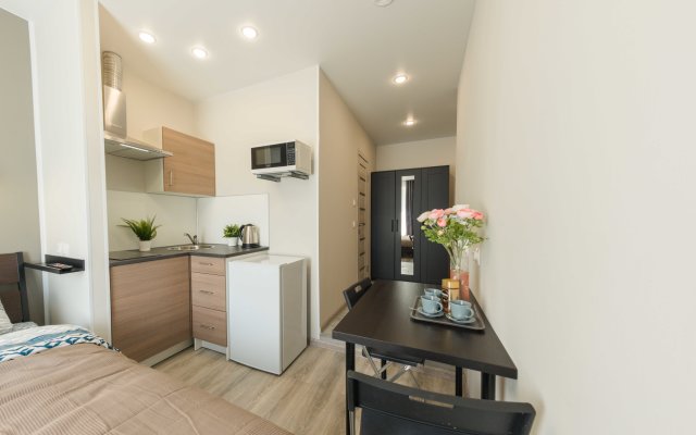 Apartamenty Zit' Horoso v 10 minutah peskom ot AEROPORTA