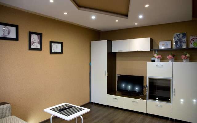 Klassa Lyuks Na Mira 110 Apartments