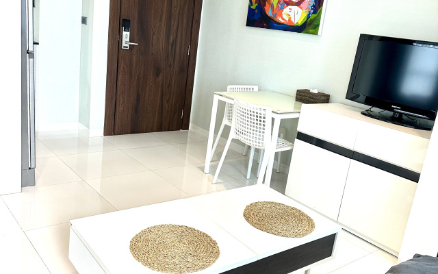 Serenity Wongamat Apartments