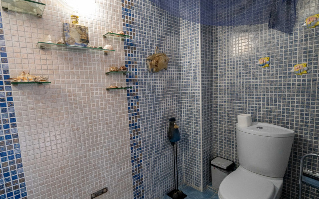 Частный дом Большой уютный коттедж с баней