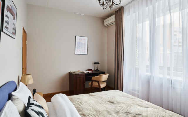 Gm U Patriarshikh Prudov Apartments