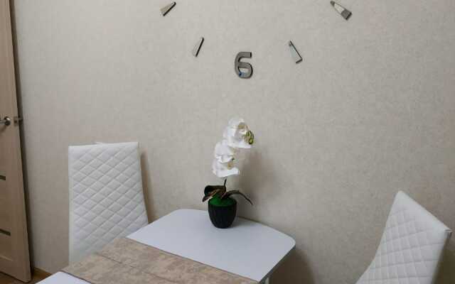 Odnokomnatnaya Na Viktora Polyakova 12V Apartments