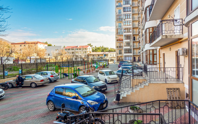 Na Kurortnoy Ulitse 14A Apartments