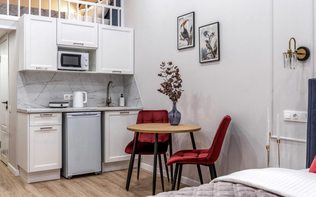 Апартаменты Четырёхместная Студия Новая Стильная на Жуковского 7