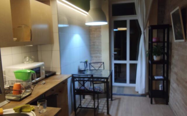 Three Narzana 2 Apartments