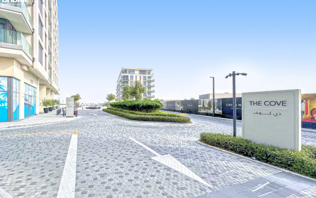 Sea View Apt at Dubai Creek w/ Modern Facilities|bnbme-1805 Apartments
