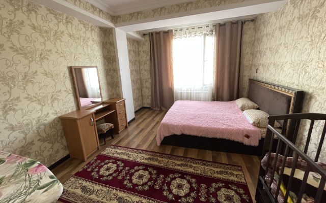 Na ulitse Pushkina Flat