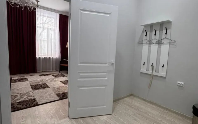 Отель Allur