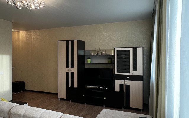 Uyutnaya ryadom s TC Kristall Flat