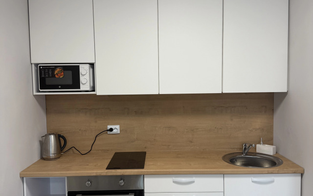 Dvukhomnatnaya Ryadom s Tsentrom Flat
