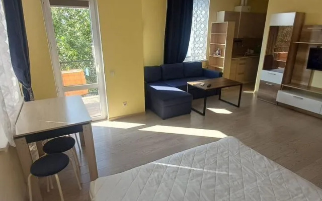 Na Subtropicheskoy 6 Flat