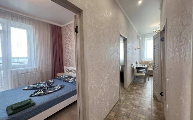Na Ulitse Shiroko-Kholodnaya 8 Flat