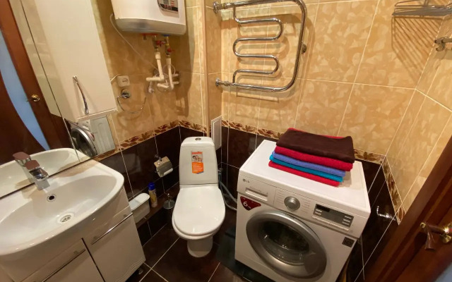 Апартаменты Трехкомнатные Апартаменты на Карбышева 12