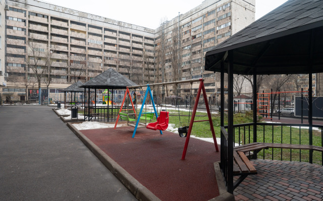 Kvartira U Arbate V Samom Tsentre Almaty Apartments