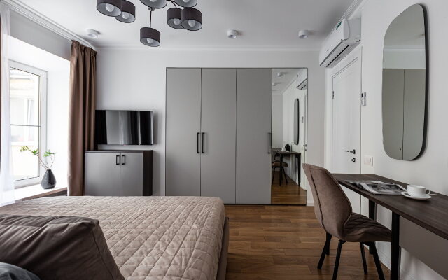 Letyourflat "Benua" (3 Bedrooms) Apartments