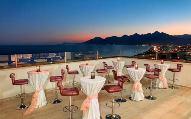Özkaymak Falez Hotel