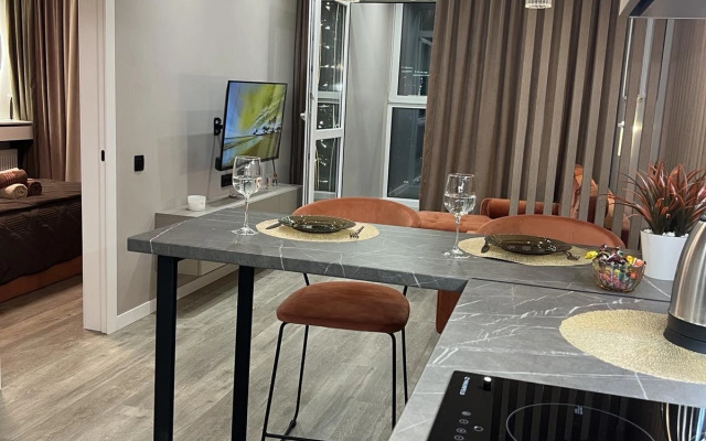 Eksklyuzivnye na Sutki Apartment