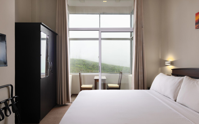 Отель Oak Ray Misty Hills