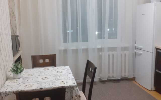 Tsentr Apartamenty Flat