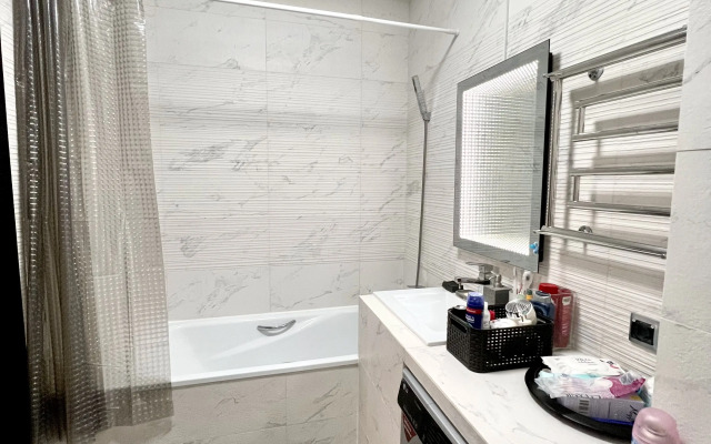 Dvukhkomnatnaya v Tsentre Minska na Sutki/nedeli/mesyatsy 2 Lodzhii Flat