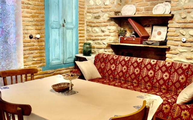 Dabakhnebi Apartments