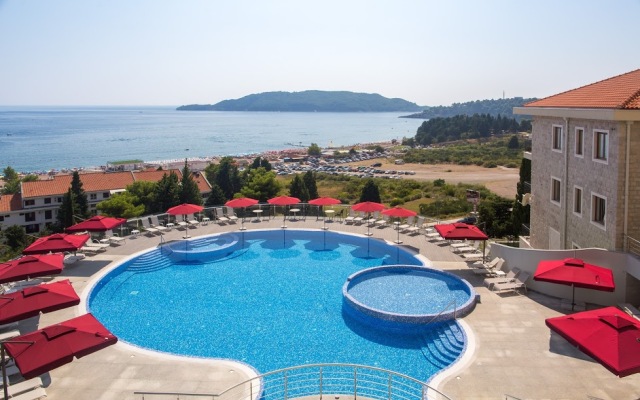 ApartHotel Belvedere Residence