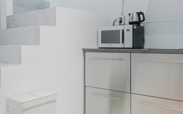 Modern Minimalism - Mandarin Palm Apartments