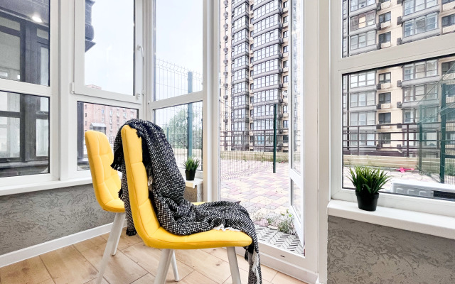 Dobrye Kvartiry S Terassoy Na Larina 45s6 Apartments