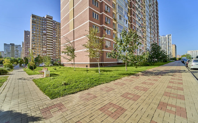 U Parka Galitskogo Krasnodar Flat