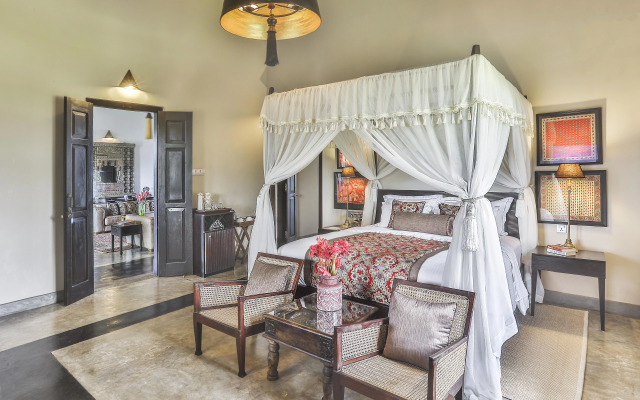 Mayurana by Edwards Collection Villa