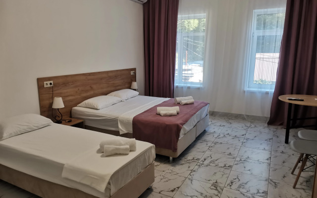 Dom U Morya Guest house