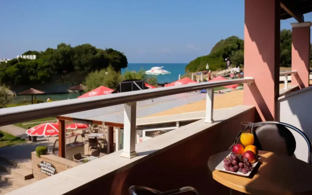 Canal D'Amour Village Apartments